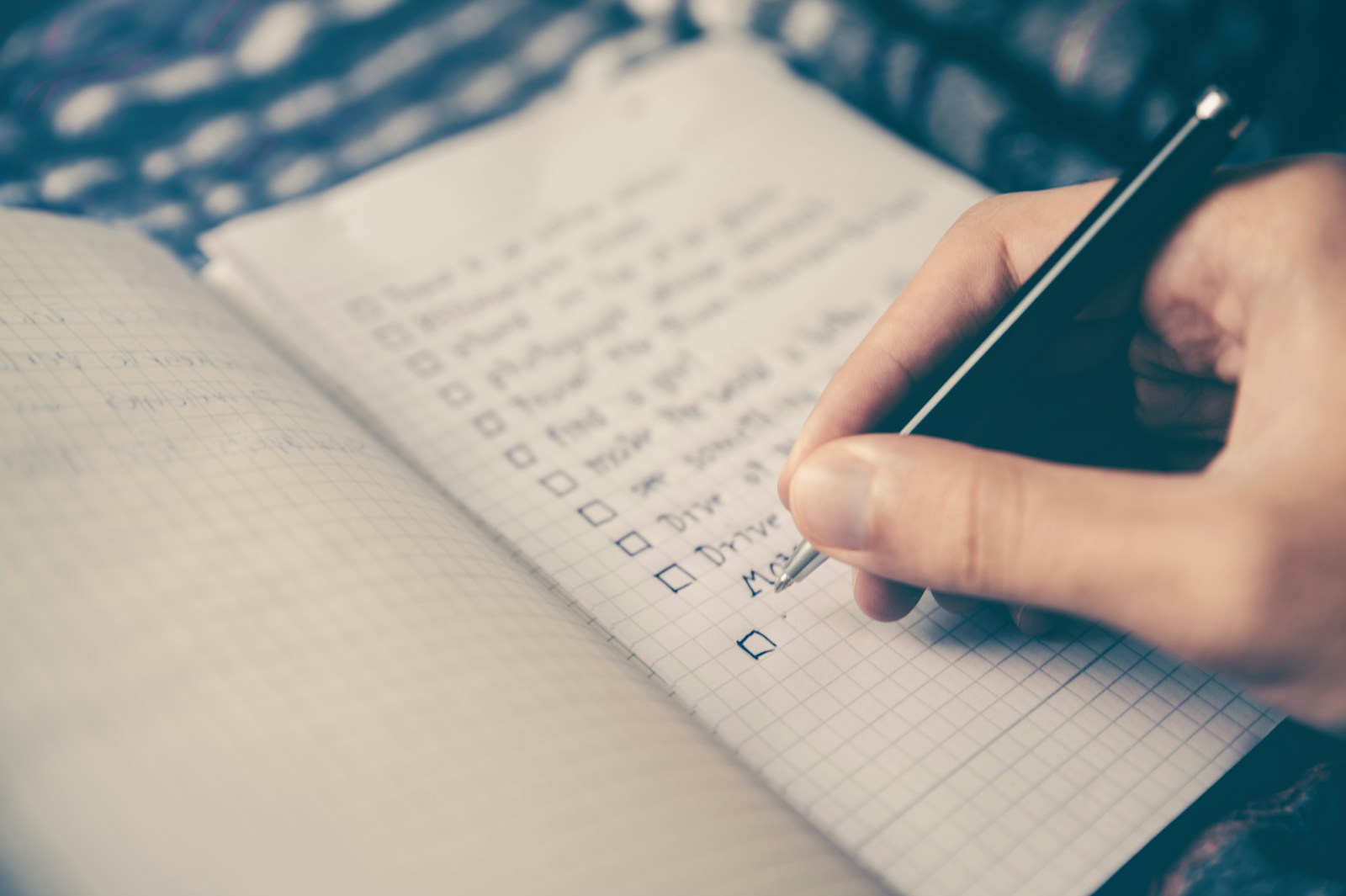 How to Book Appointments with AIChatVault and Zoho Bookings