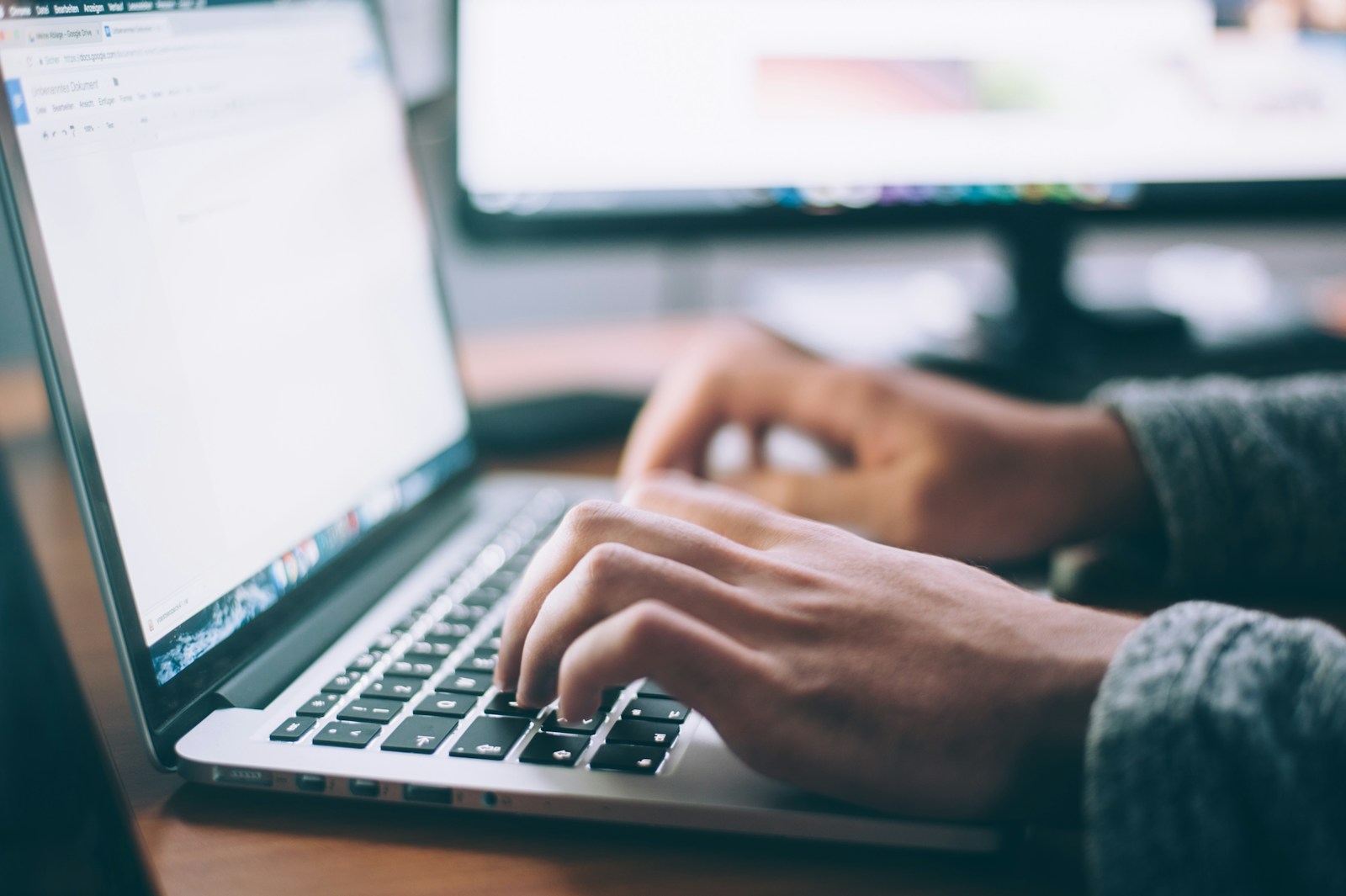 How to Create Freshdesk Tickets from AI Customer Conversations
